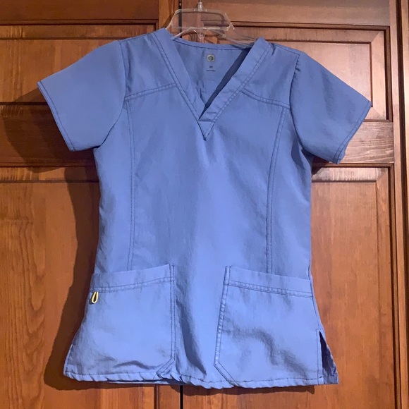 Wonder Wink four-stretch v-neck Scrub top - Picture 4 of 5